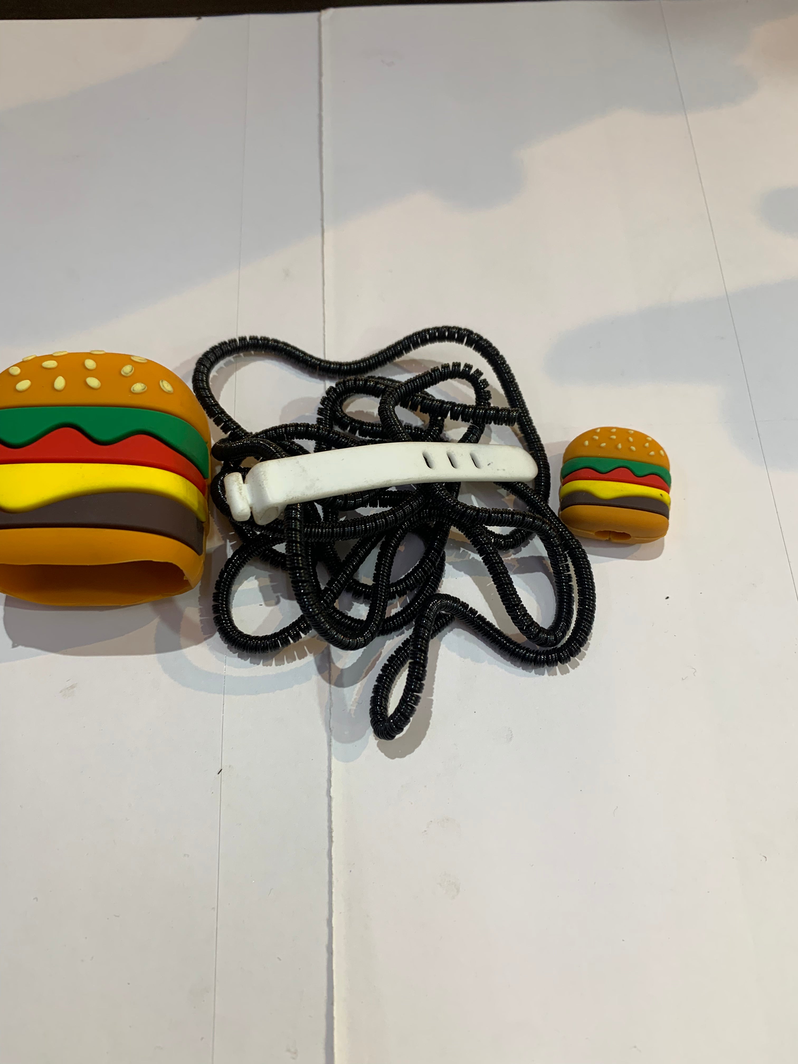 Burger ( Charger cover 20W )