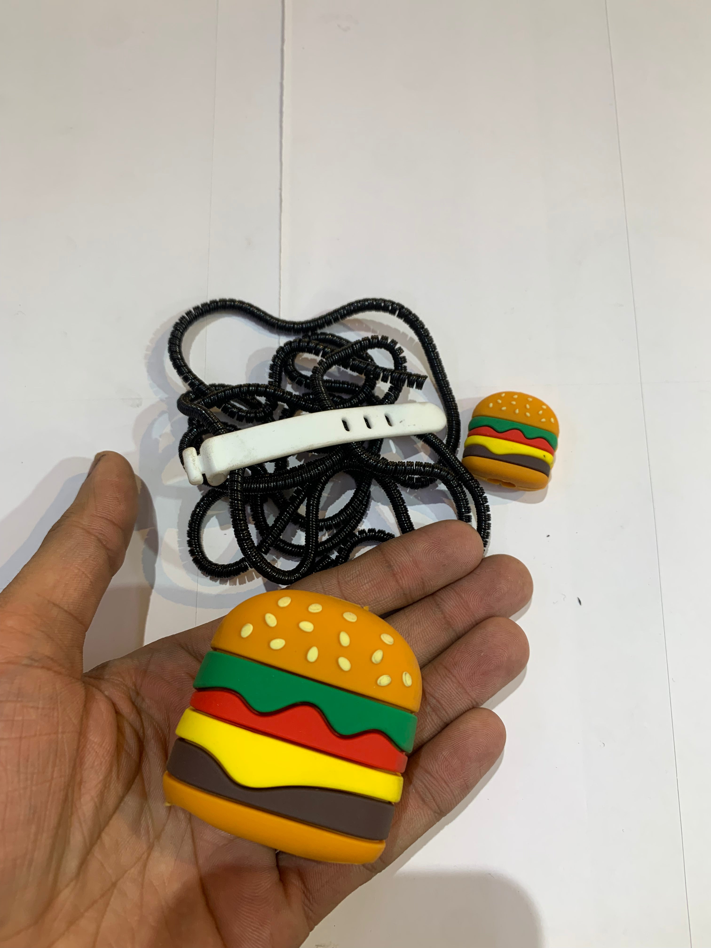 Burger ( Charger cover 20W )