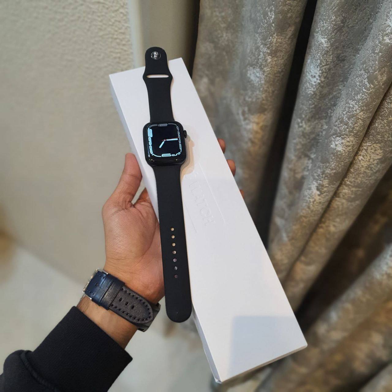 Watch Series 9 With Apple Logo On/Off