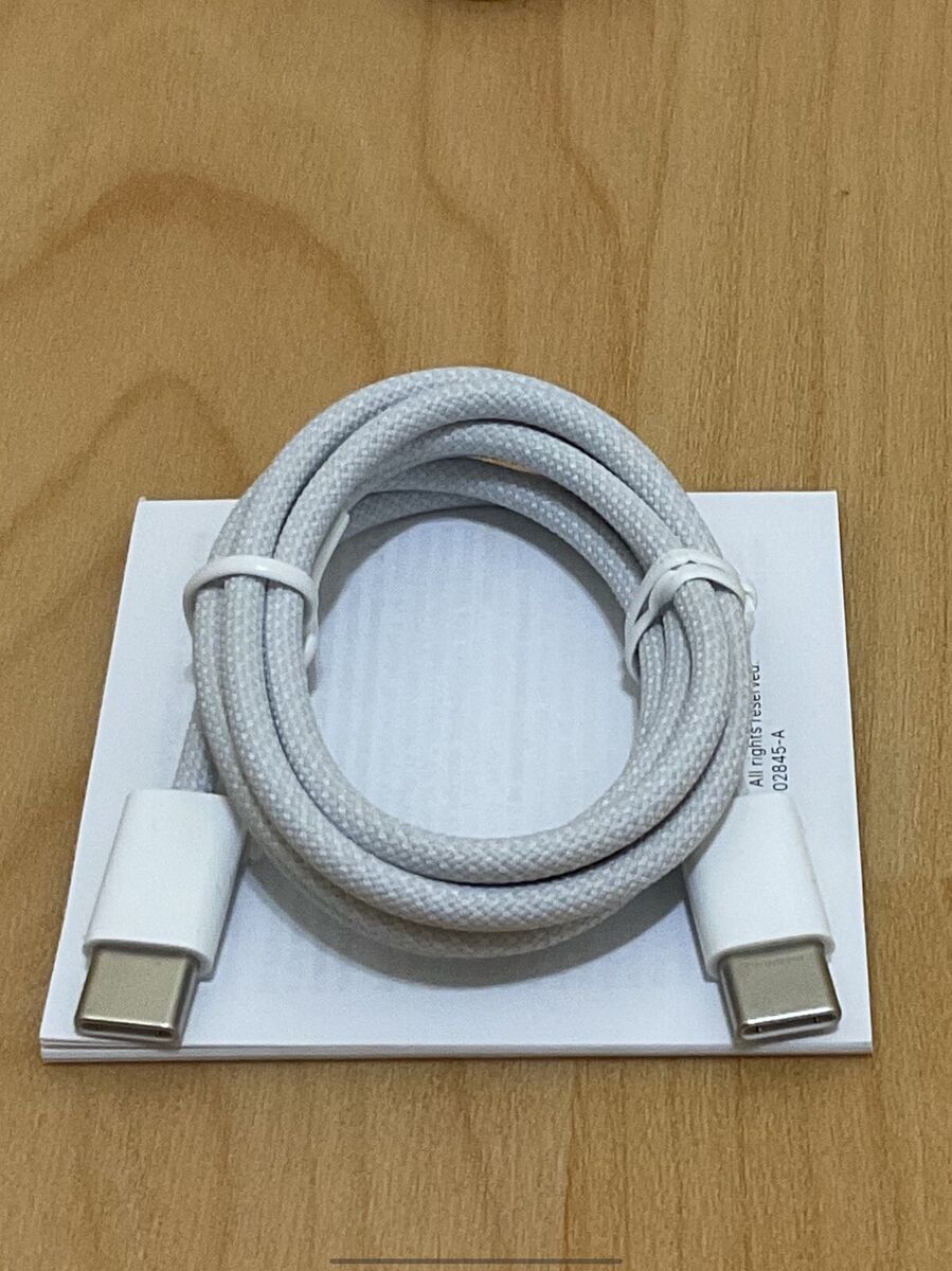 Apple (Iphone)  Usb-C to C Nylon Breaded Cable (1m)